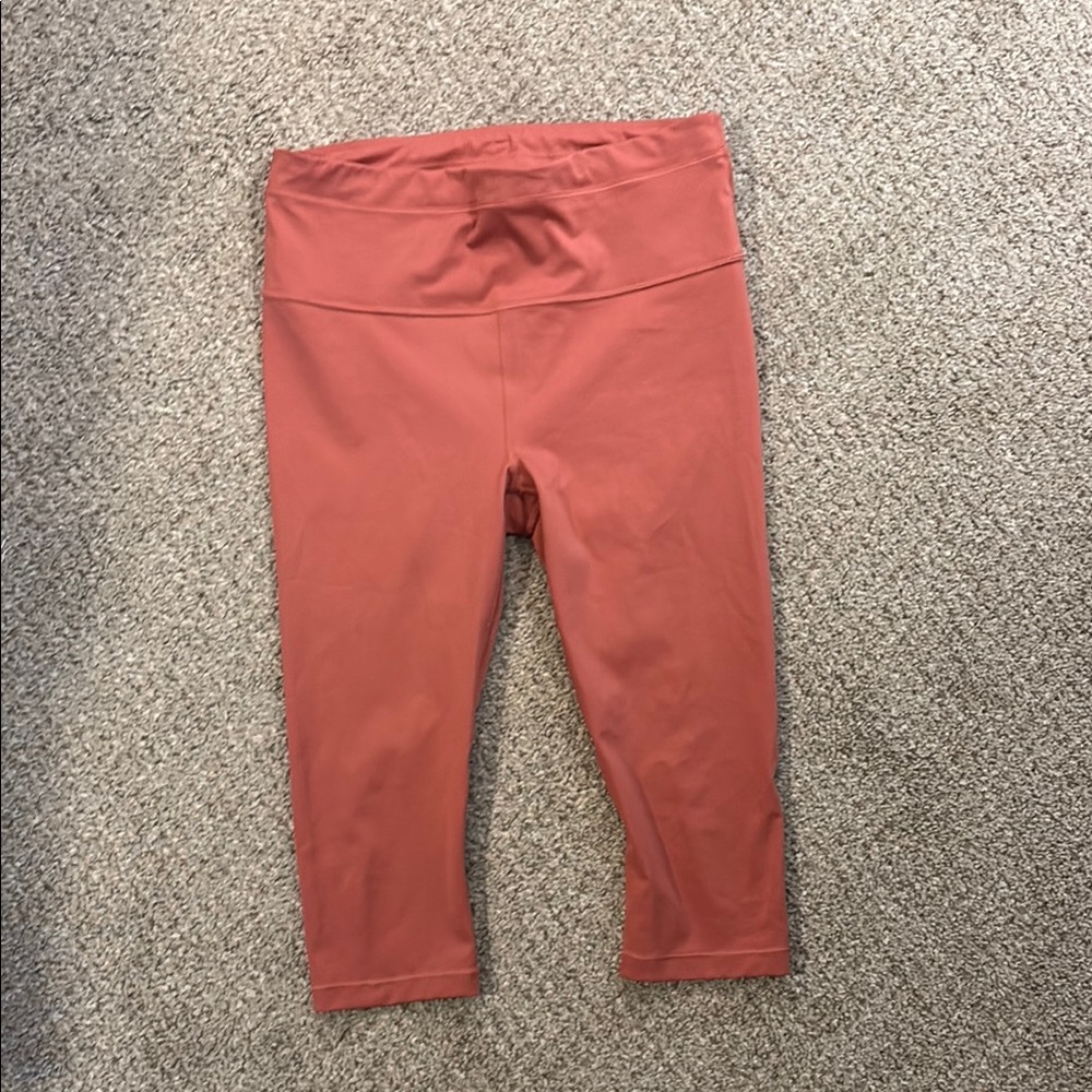 Athleta Accelerated Crop Legging